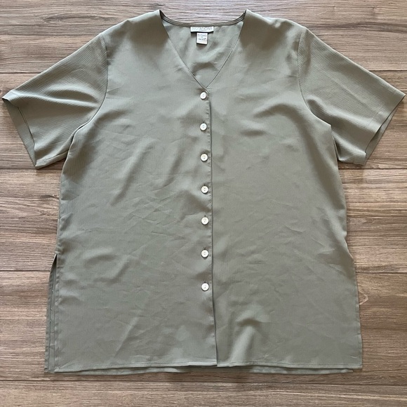 Notations Woman Olive Button-Down Blouse 1x - Picture 3 of 8